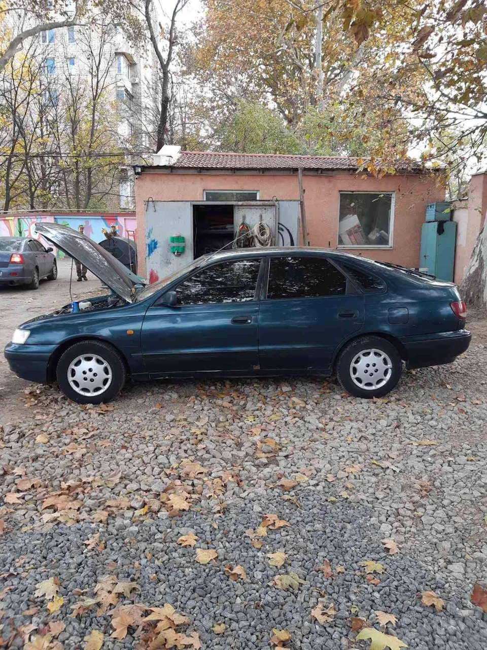 Покупка авто і зараз)