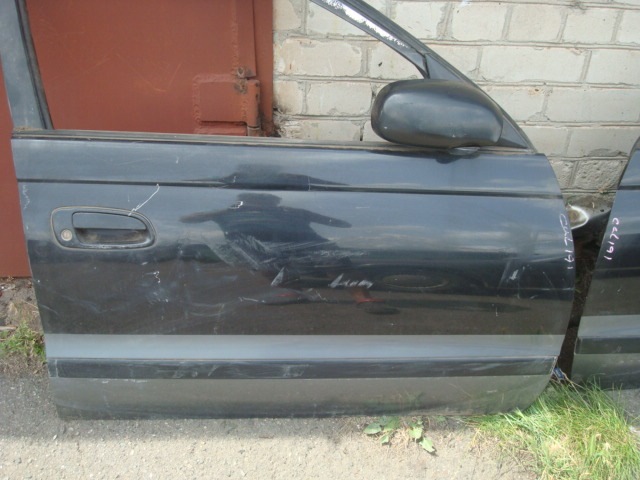 двері передні від Toyota Caldina (T190) 5