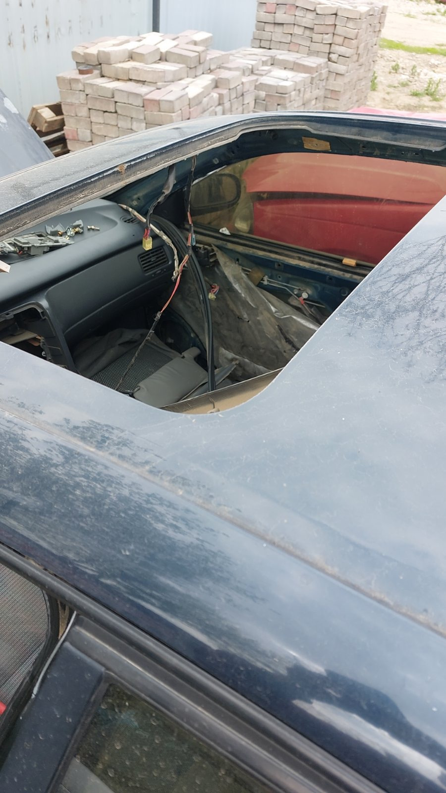 Купив робочий люк Toyota Carina E. 2