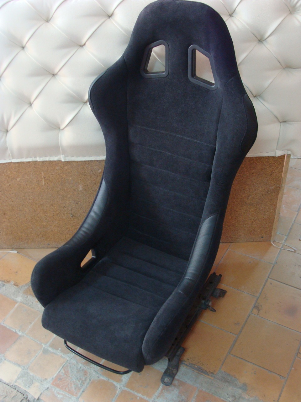 Куплю спортивне сидіння з класу BRIDE МОМО RECARO DAYTONA SPARCO 2