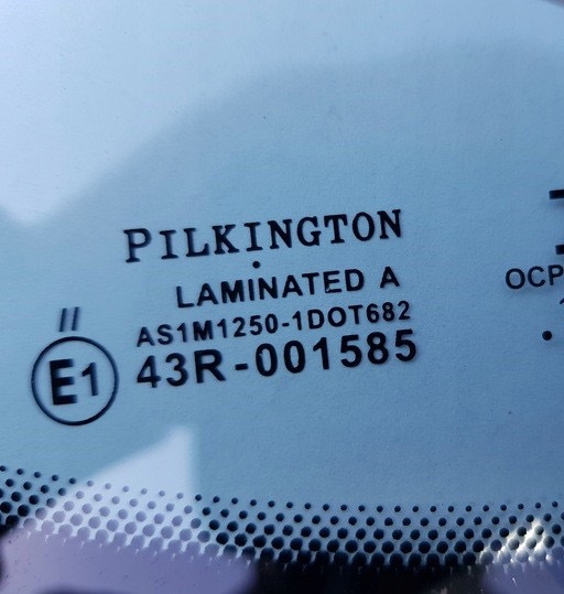 Лобове автоскло PILKINGTON 2
