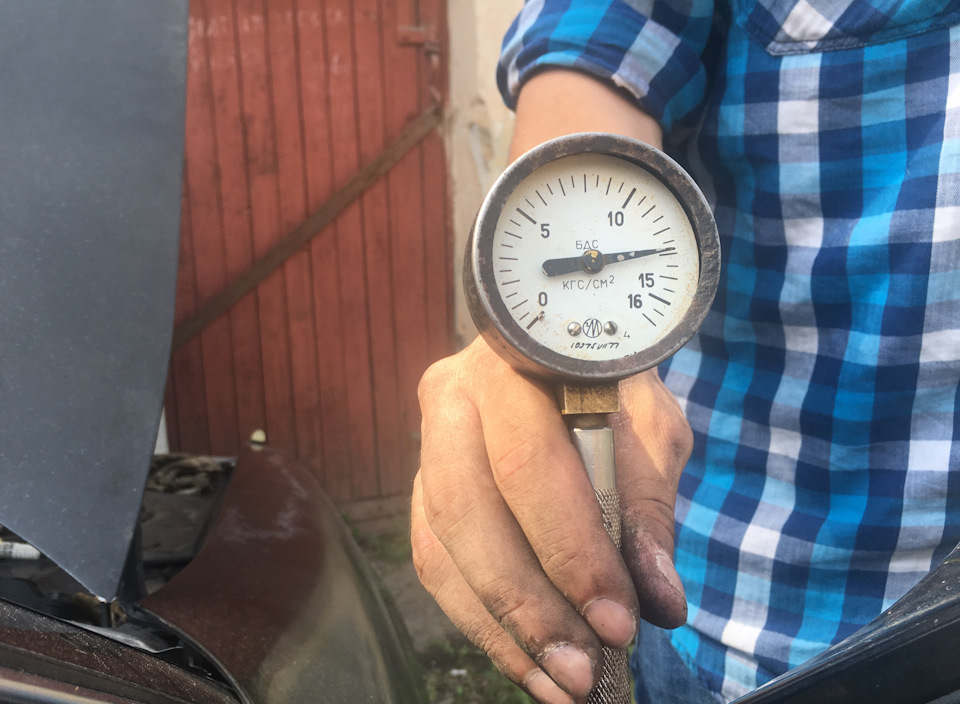 Замірив компресію 3