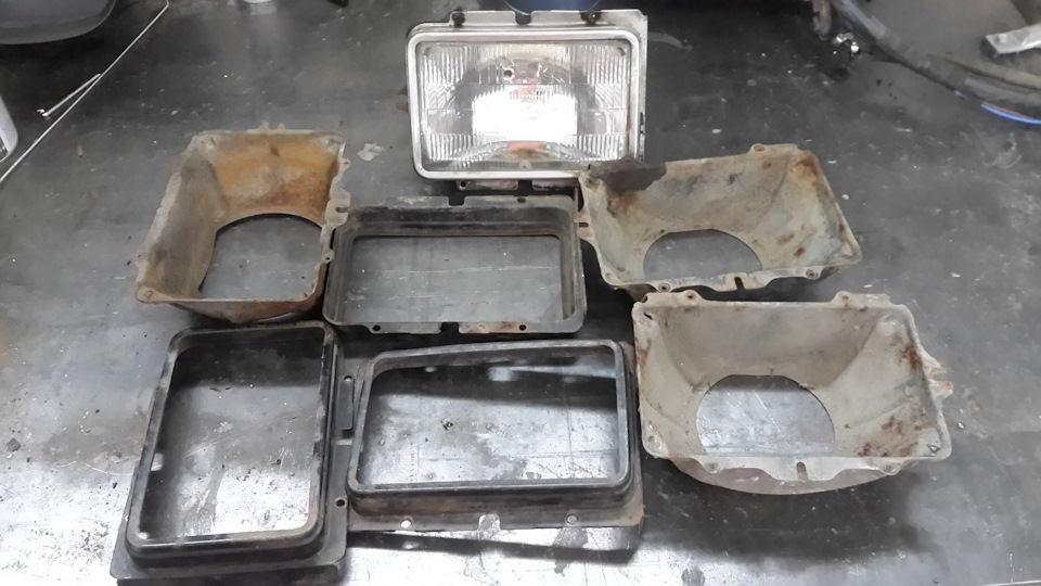Headlight - full rebuild 1