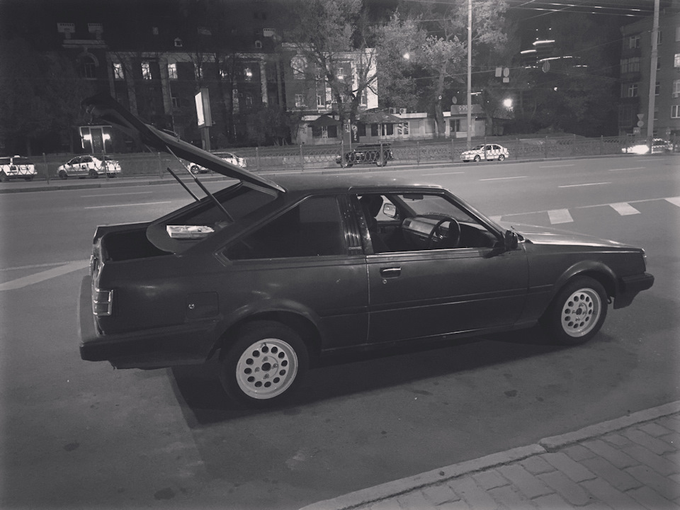 Запис від 22.04.19. Зустрічає День Народження з димком. + bonus (міні-фотосет) 1