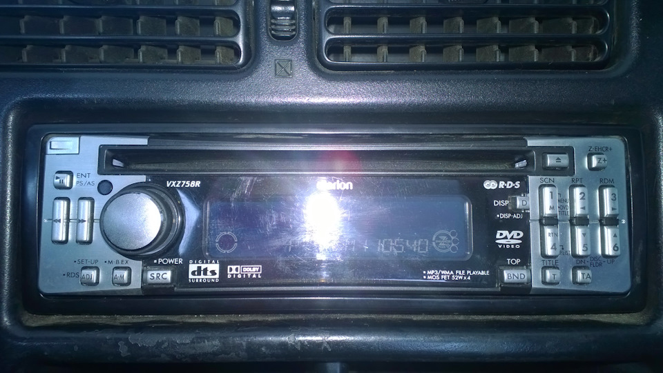 Clarion VXZ758R 1