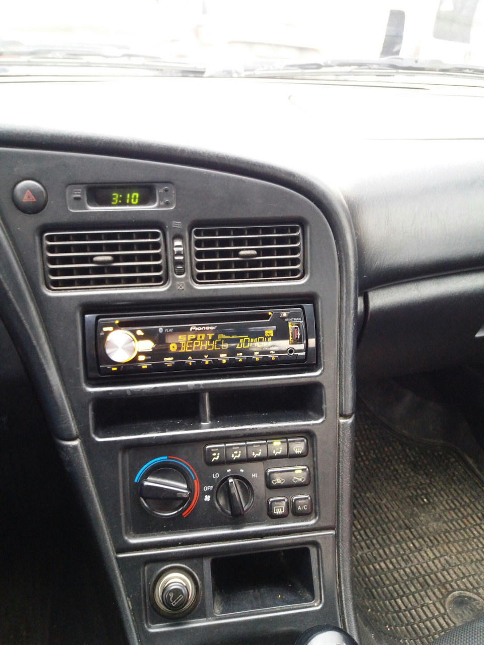 Процесорна голова Pioneer DEH-X5900BT 4