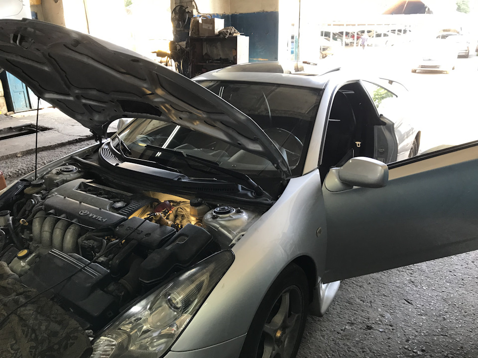 Продовжуємо перше ТО: шукаємо витоку і міняємо розхідники 1