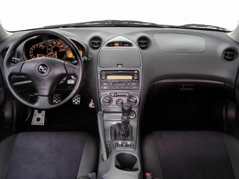Toyota Celica T23 2000-2002 або тріумфальне повернення на ринок 5