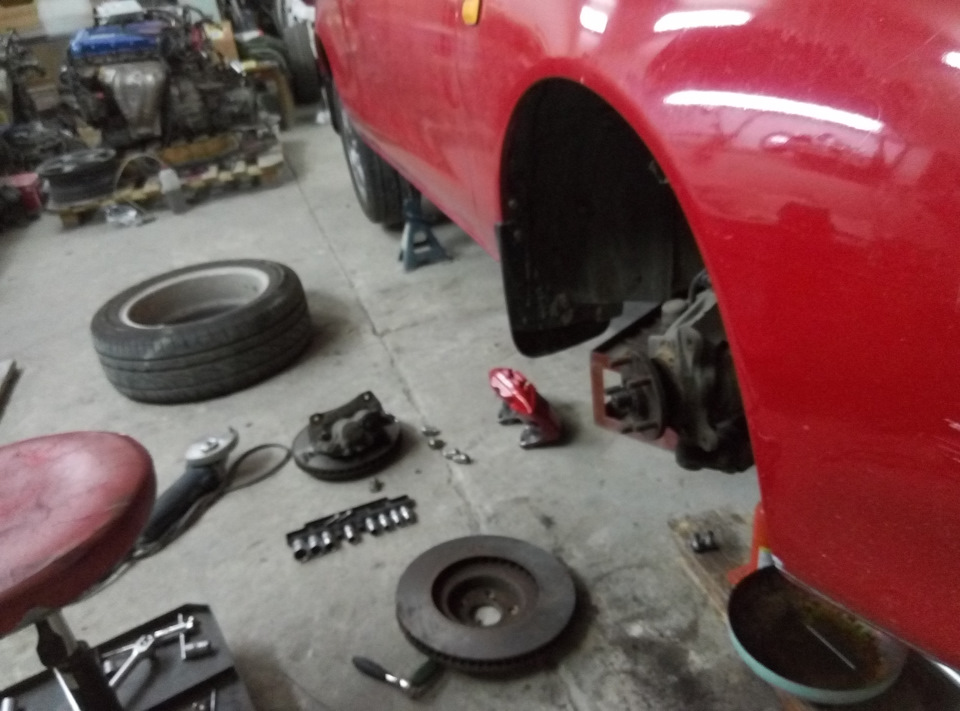 2x/4x поршневі гальма ST205 на Celica ST182 - 1.0 3