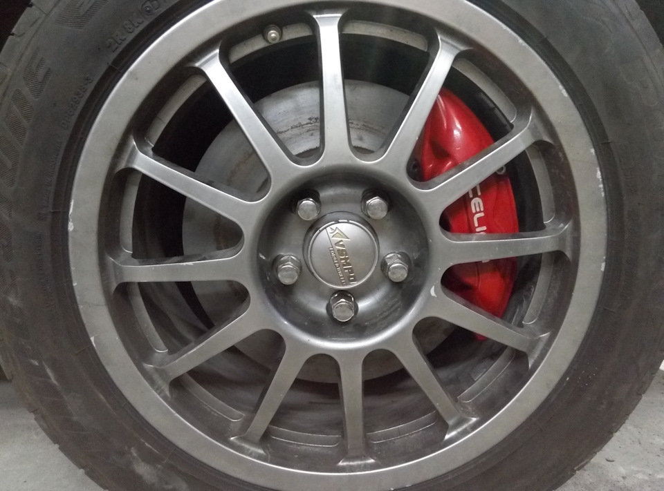 2x/4x поршневі гальма ST205 на Celica ST182 - 2.0 5