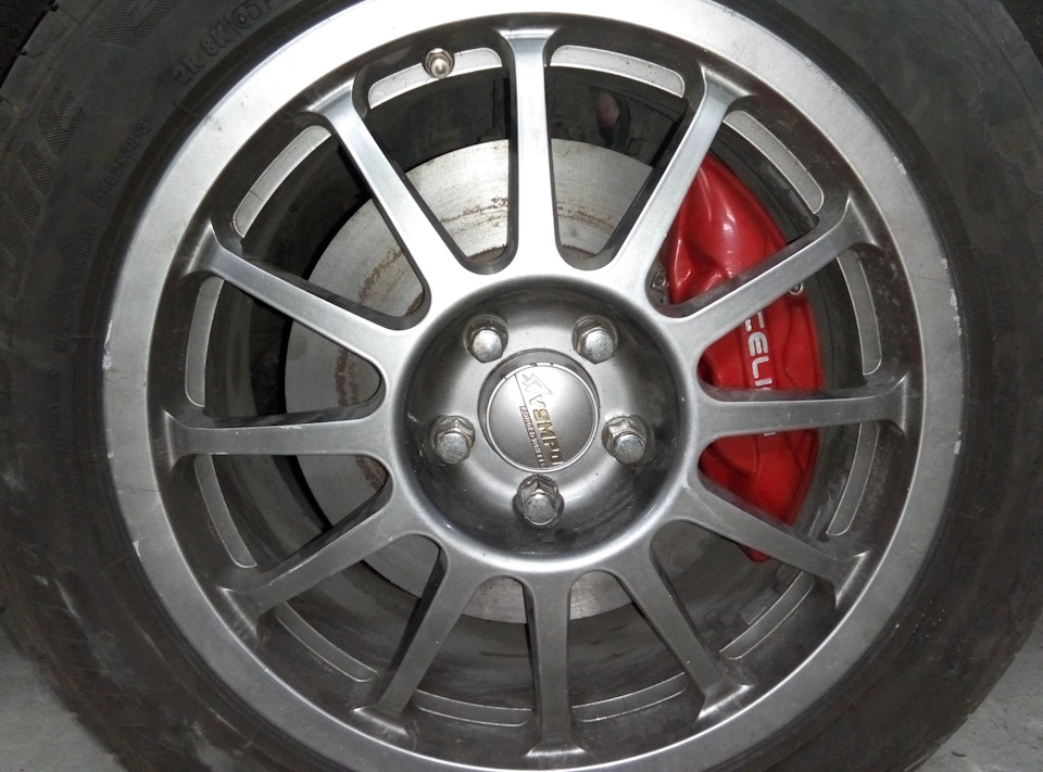 2x/4x поршневі гальма ST205 на Celica ST182 - 2.0 3