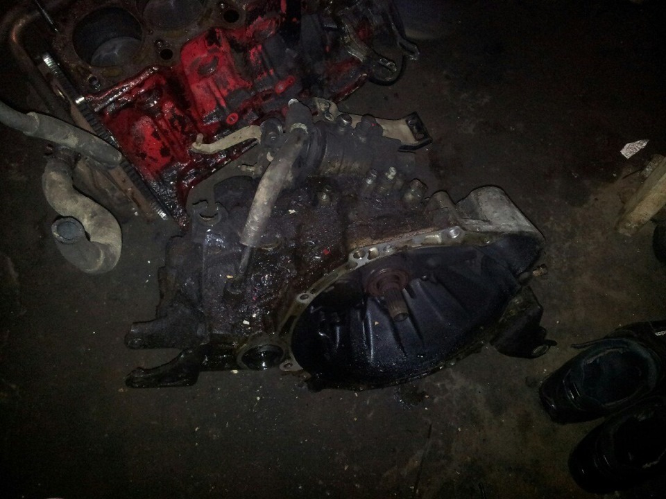 Вирішив поміняти пару сальників ... 5