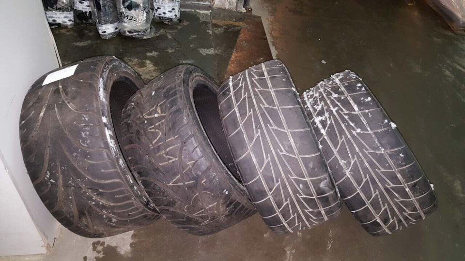 прикупив на слід сезон nitto 275/40/17 2