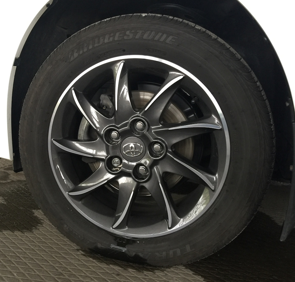 BRIDGESTONE 4