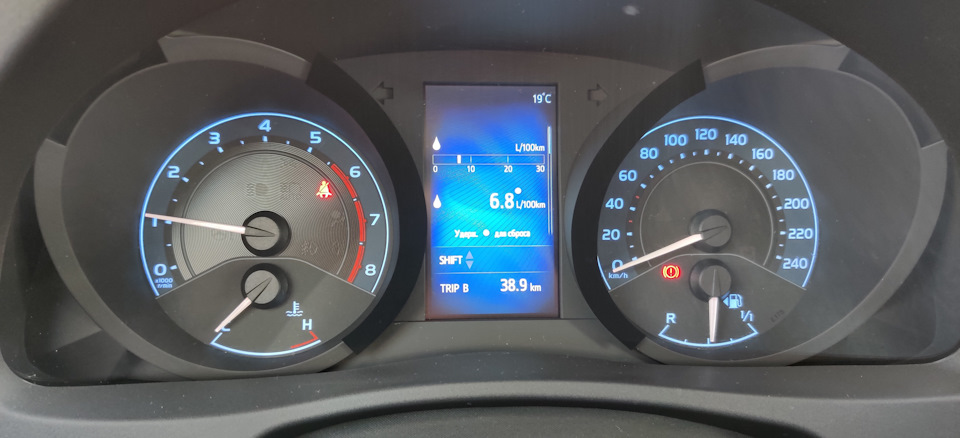 Заміна панелі приладів на auris 1