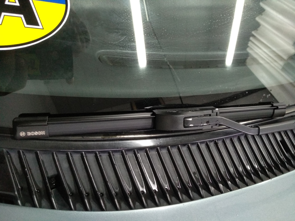 Щітки BOSCH AEROTWIN 4