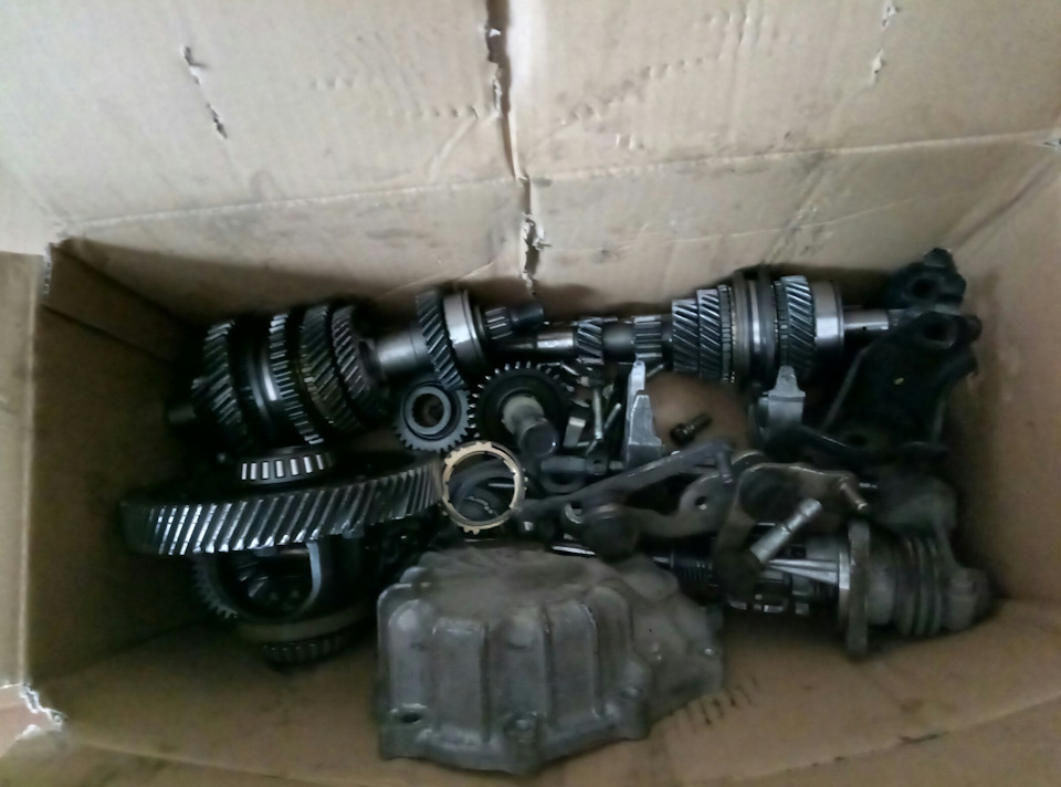 Продам стару коробку. 1