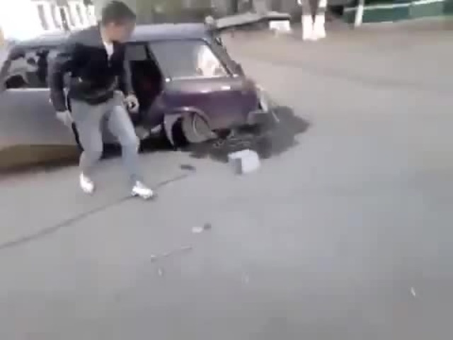 Глушник та бензобак 1