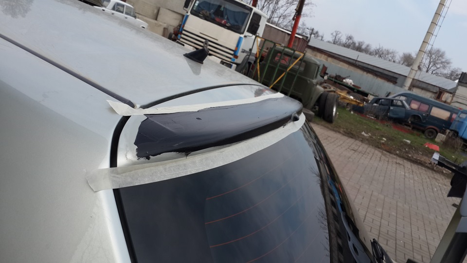Переклейка спойлера! 1