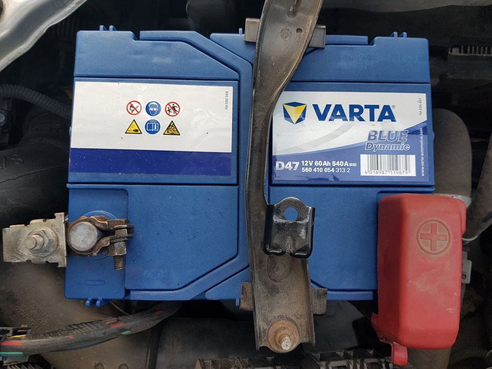 Заміна АКБ VARTA Blue Dynamic D47 1