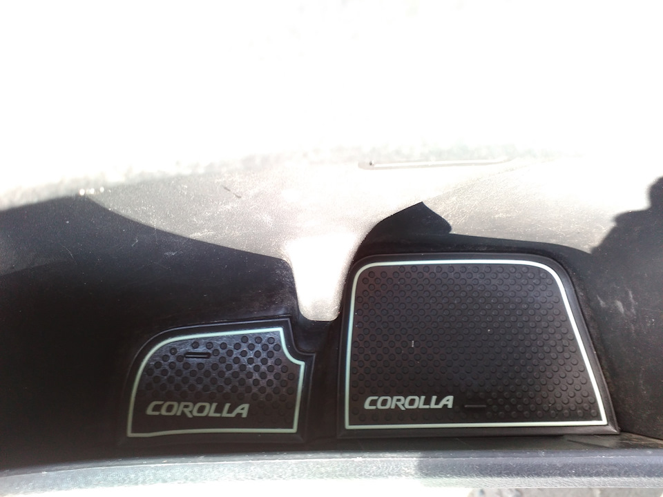 Килимки в салон Toyota Corolla 3