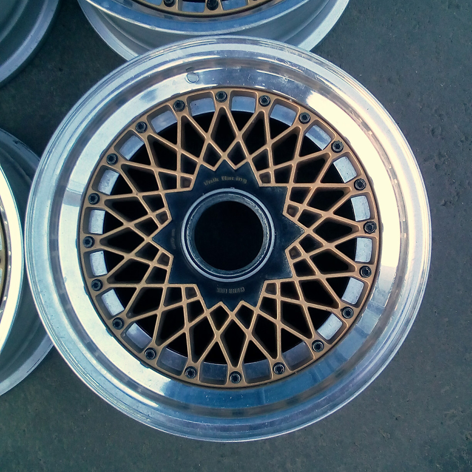 Rays Volk Mesh / center lock 2