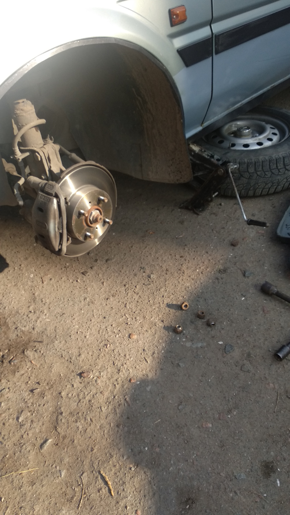Доробка передніх гальм Toyota Corolla e80 1