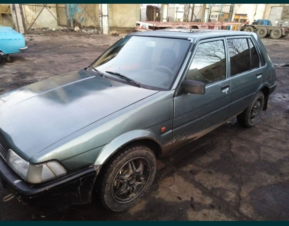 Крило від corolla FX підійде на EE80 liftback 1