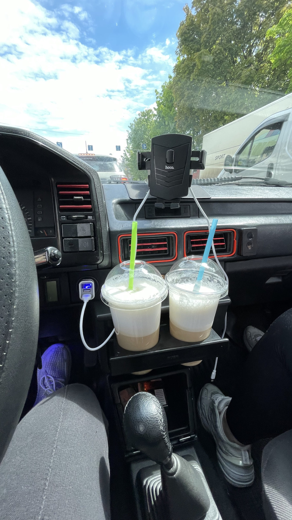 Підсклянник Corolla e80 1