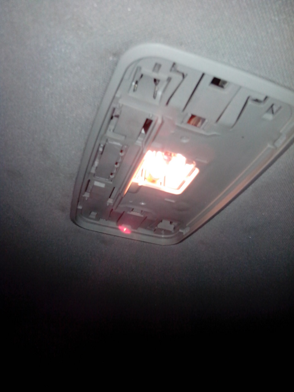 Меняем галогенки на LED 3