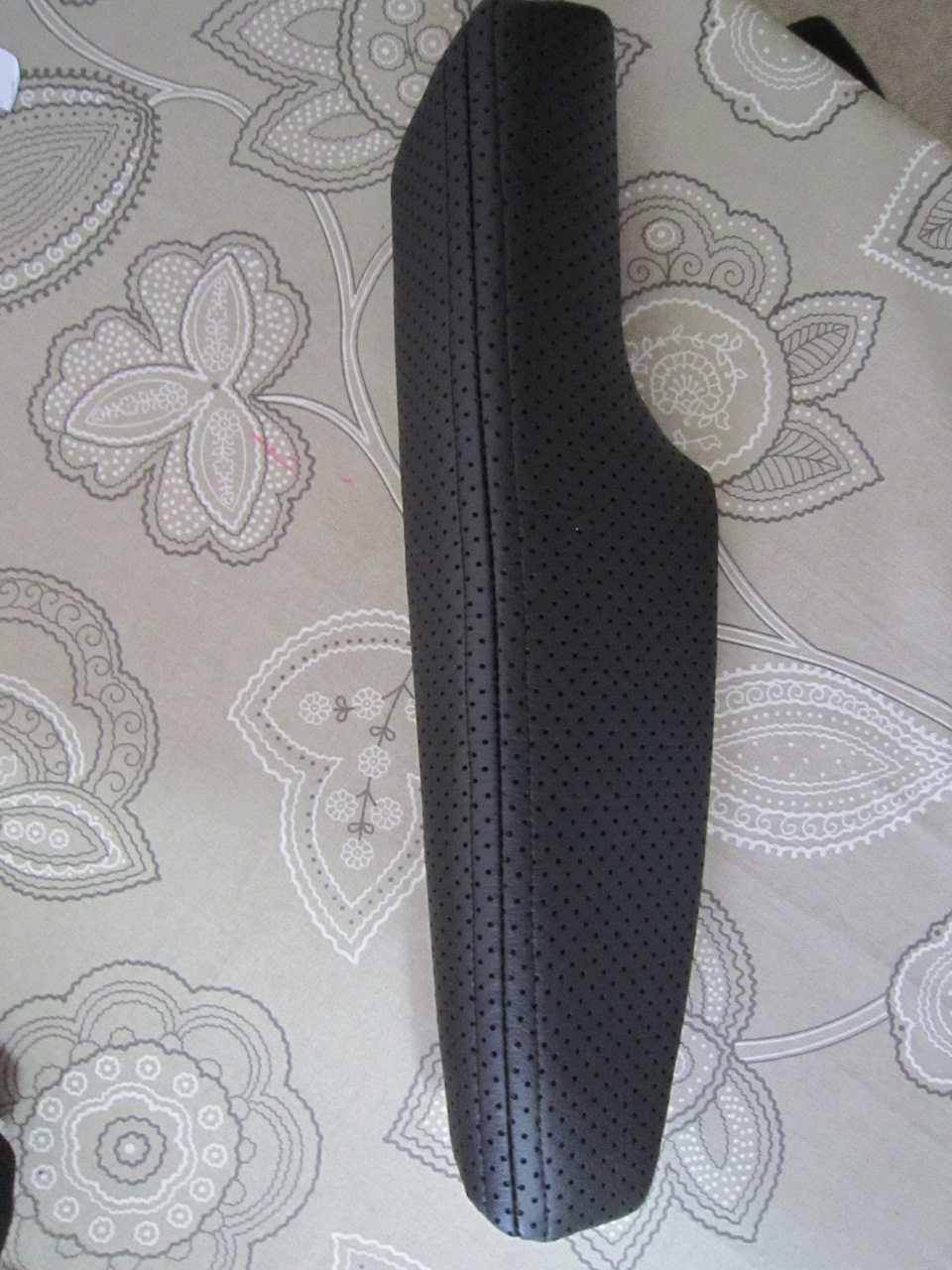 Підлокітнички 3