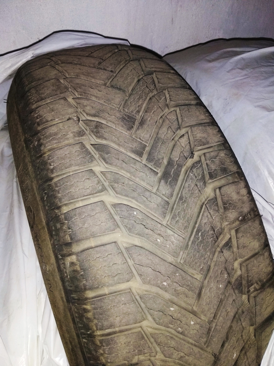 Зимова гума Michelin Alpin 6 2