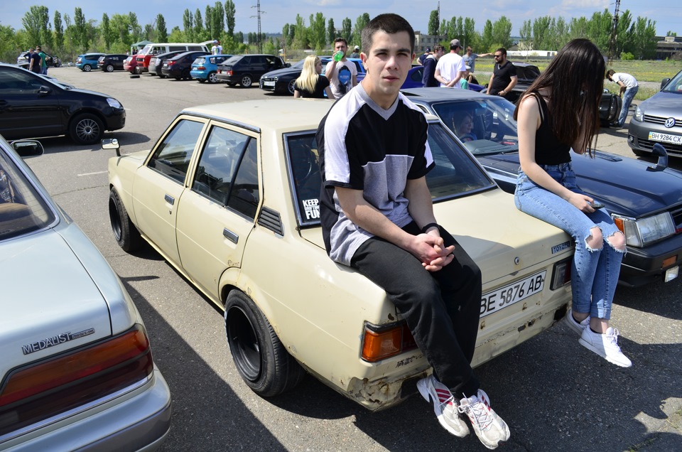 Перший вихід у люди 5