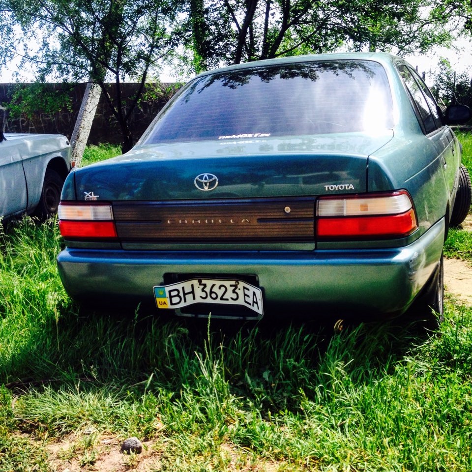 Фотографії Toyota Carolla ae100 1