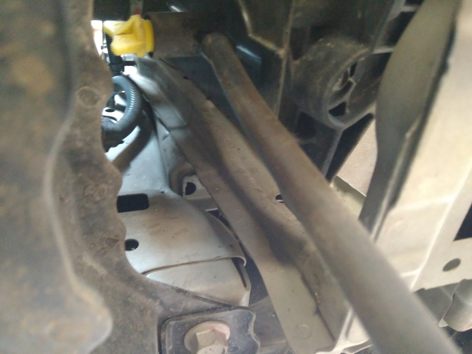 Заміна помпи (насоса охолодження) toyota corolla 1,33 4