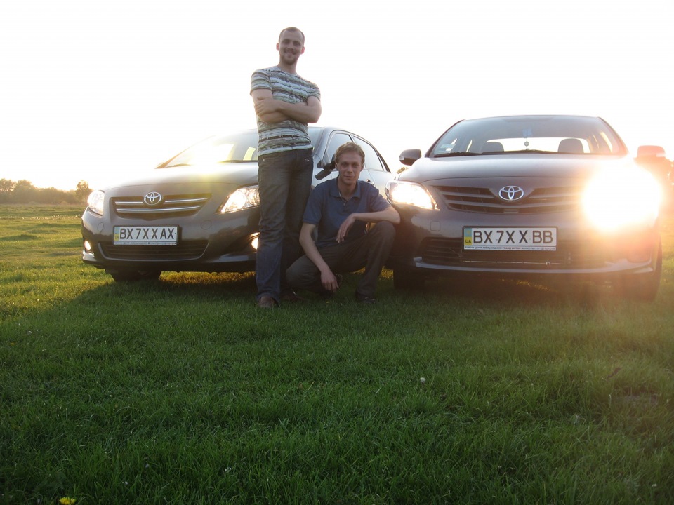 Зустріч двох Toyot Corolla (Порівняння Toyota Corolla) 5
