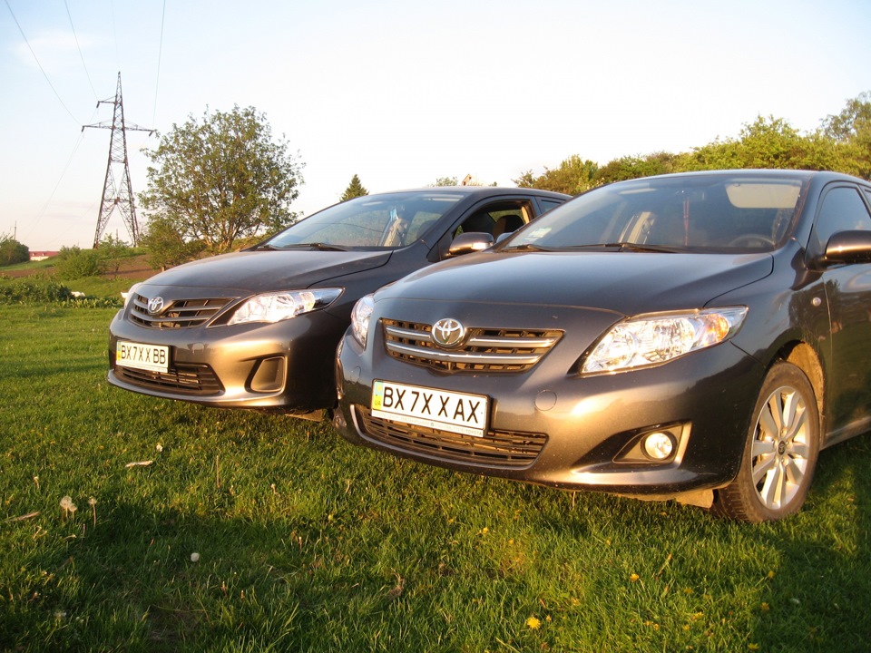 Зустріч двох Toyot Corolla (Порівняння Toyota Corolla) 2