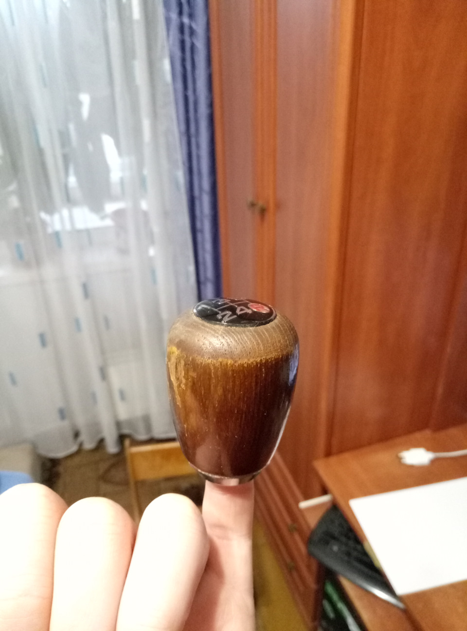 Дерев'яна ручка КПП 1