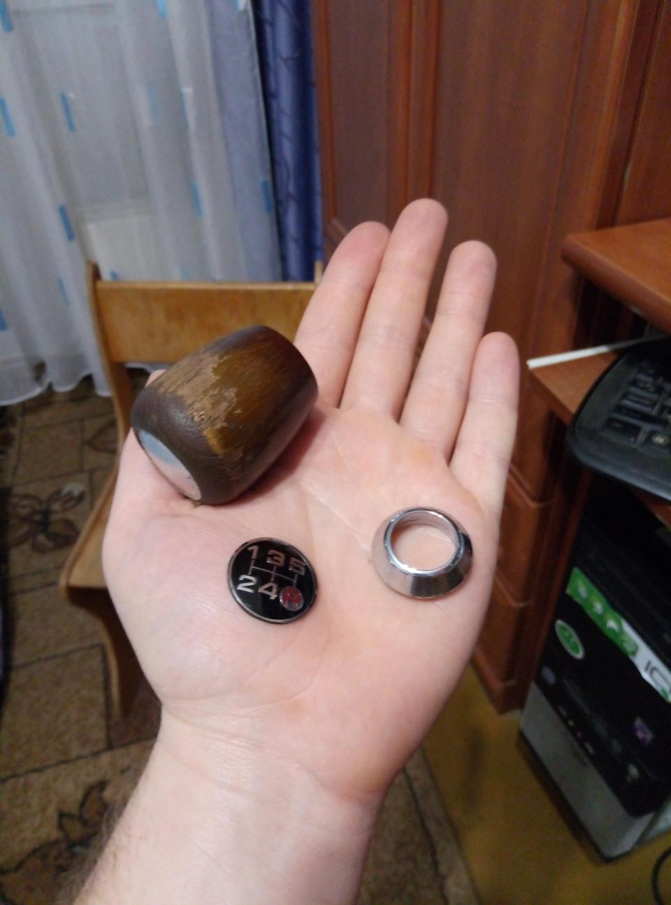 Дерев'яна ручка КПП 4