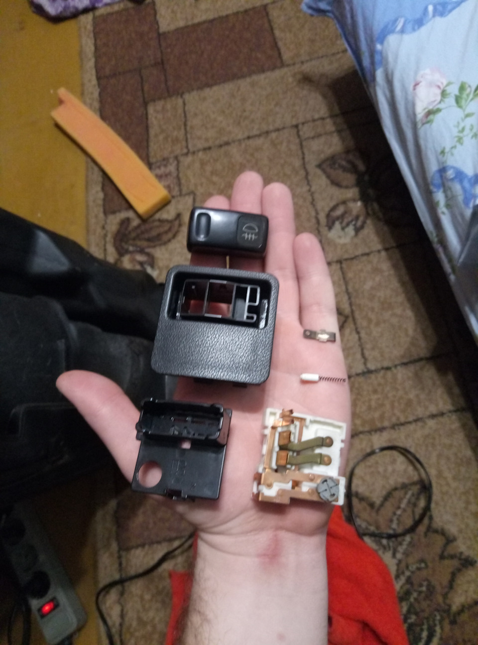 Помил пластик салону 3