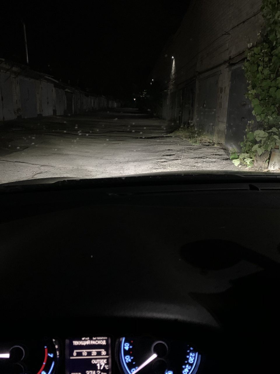 Новий ПТФ оригінал Тойота та LED 2