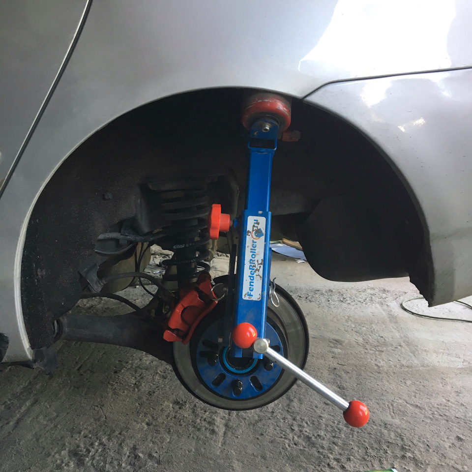На шляху до ідеалу ч.2. Ремонт вм'ятин. Розкочування арок. Вихлоп. Обслуговування кондиціонера. Підлокітник. SOFT99. 3