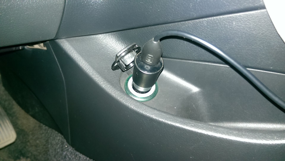 Додаткова розетка 12v 1