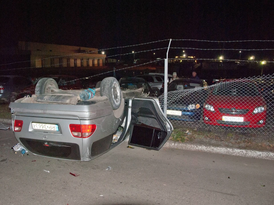 28.10.2011 ДТП, п'яний розбив 9 машин