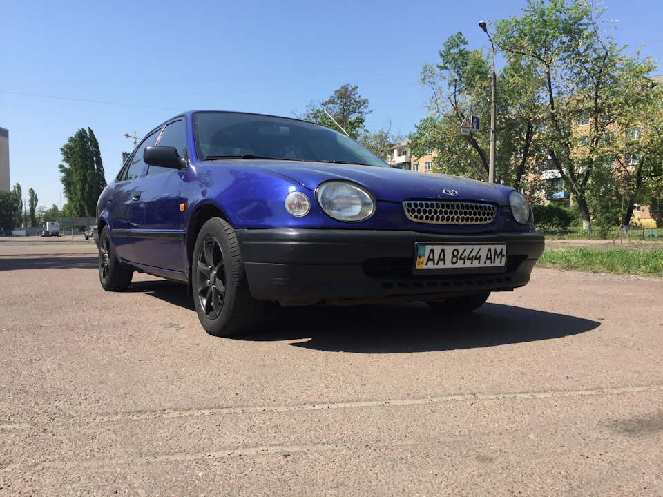 Продаю улюблену машину Corolla 1.3 1998! 1