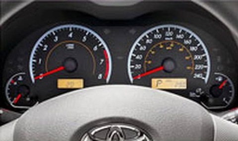 Вся начинка заслуженого імені Corolla! (презентація в картинках) 4