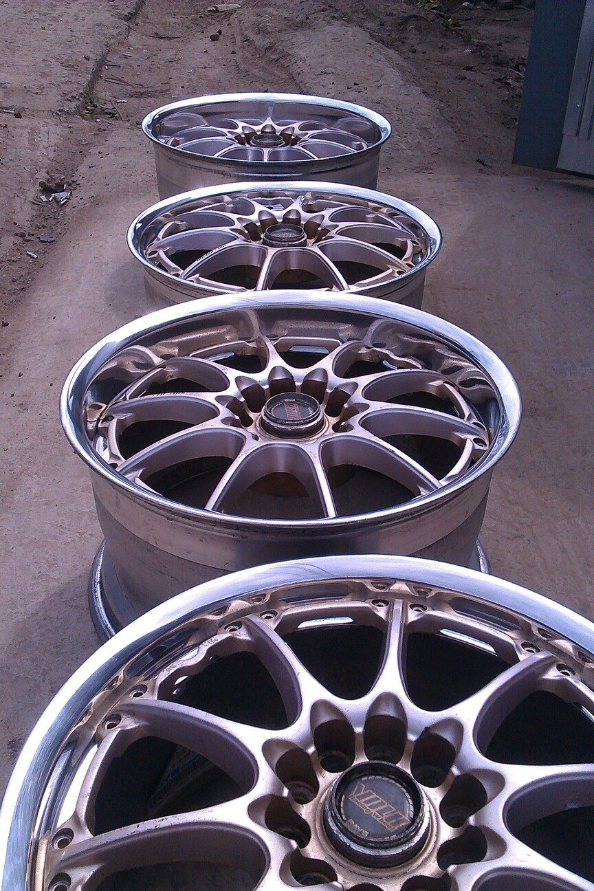 Поліровка полиць Volk Racing R17 3
