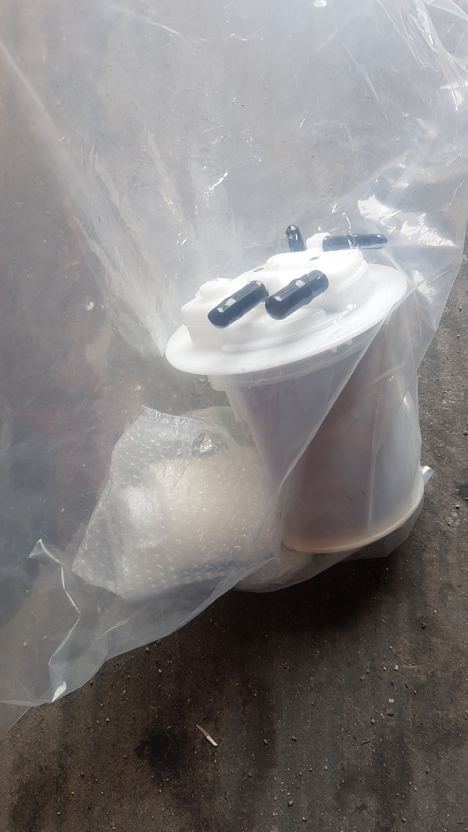 Продам фільтр палива 2