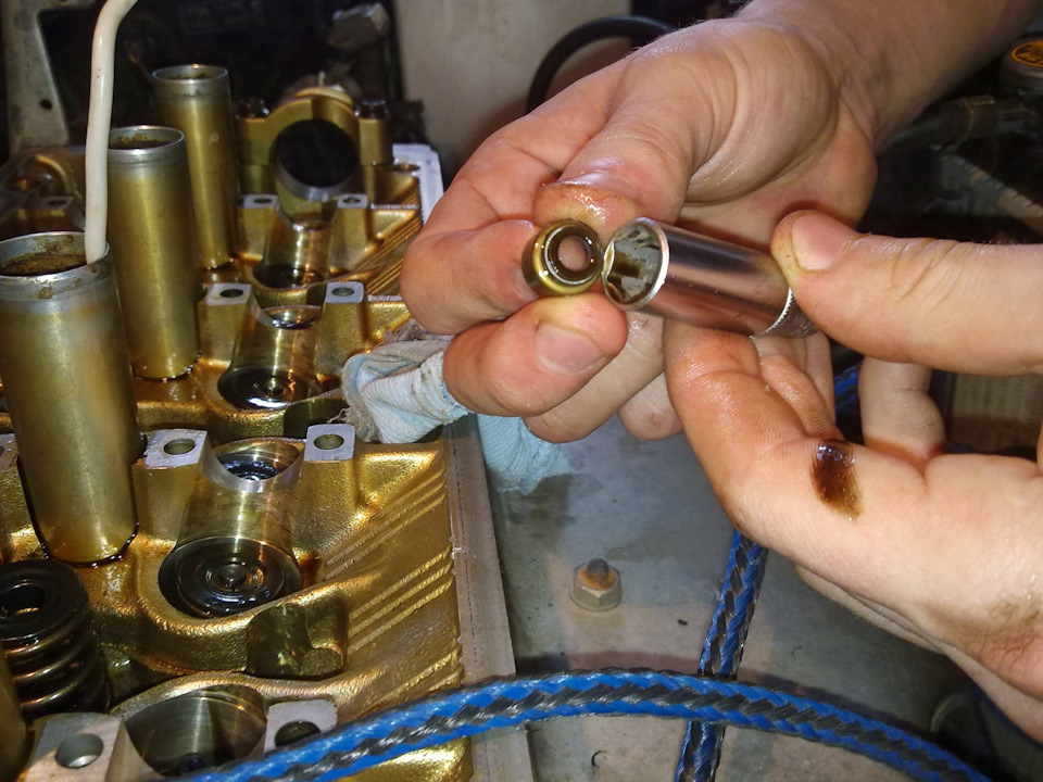 Заміна маслознімних ковпачків 4A-FE (5A, 7A та ін.) Частина3. 3