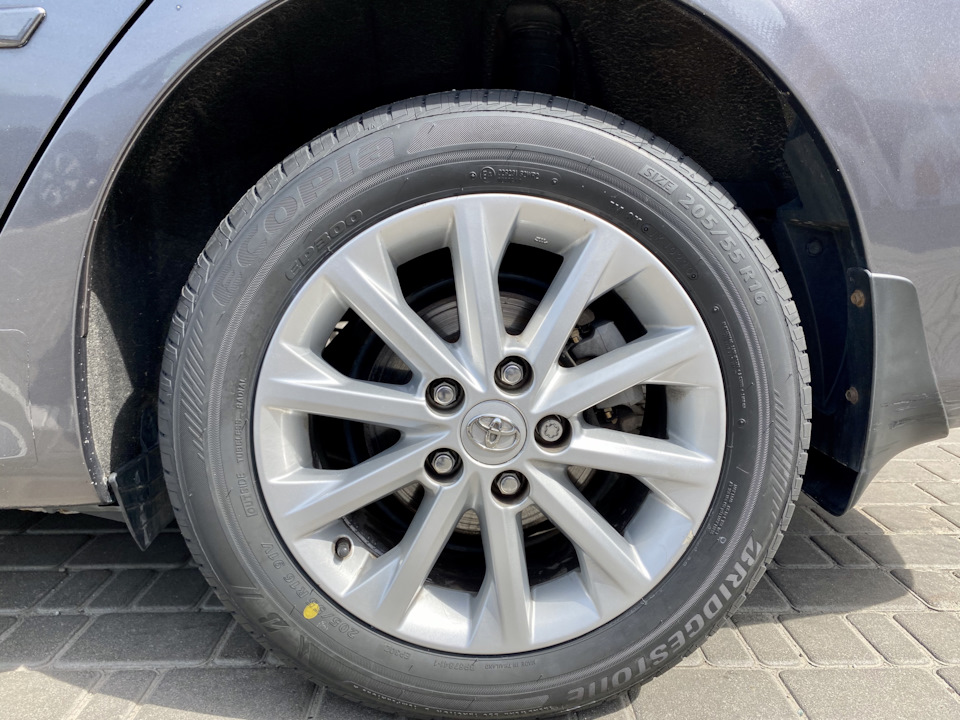 Нові літні шини Bridgestone ECOPIA EP300 2